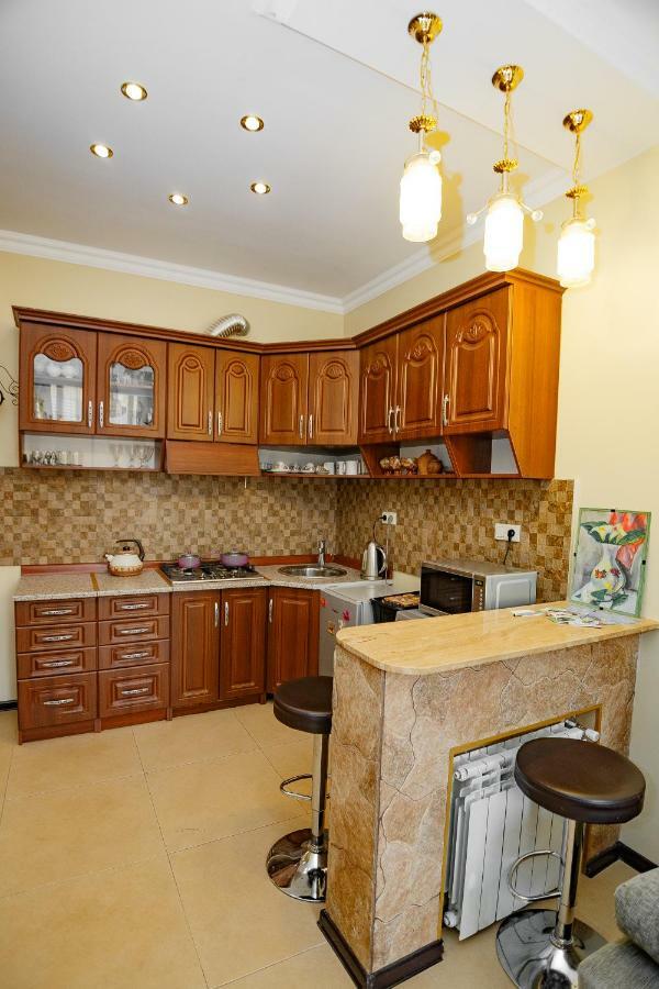 באטומי Apartment On Javakhishvili מראה חיצוני תמונה