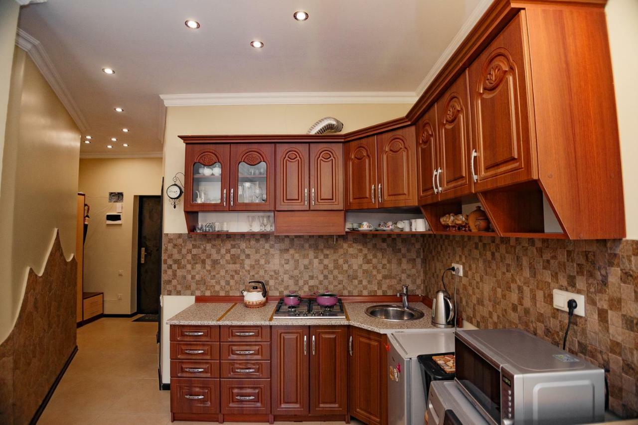 באטומי Apartment On Javakhishvili מראה חיצוני תמונה